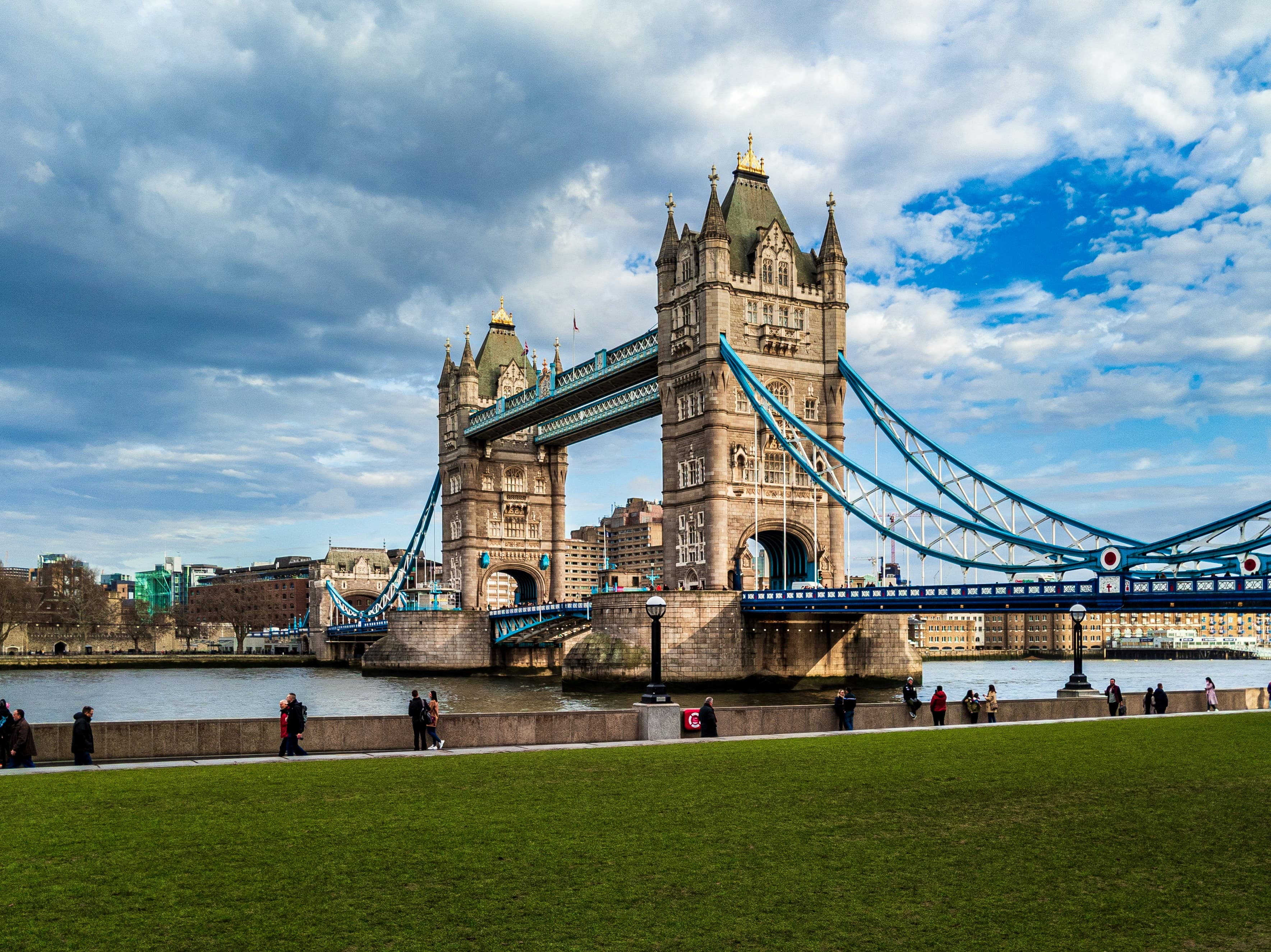 Study in the UK from Pakistan
